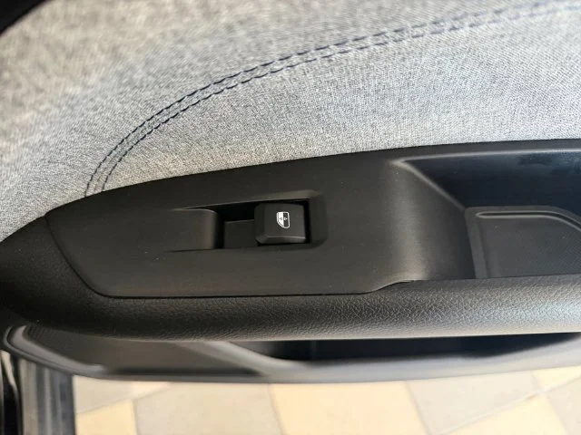 Certified Used 2023 Black Jeep Latitude image 37