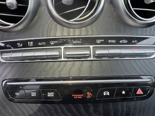 Used 2020 Iridium Silver Metallic Mercedes-Benz GLC 300 image 14