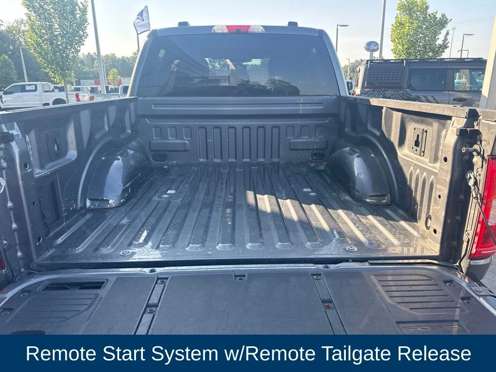 Used 2022 Carbonized Gray Metallic Ford XLT image 29