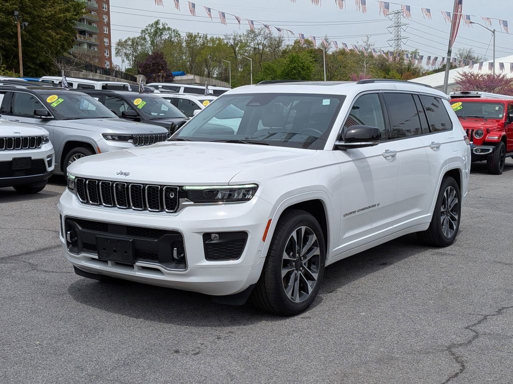 Used 2023 White Jeep Overland image 2