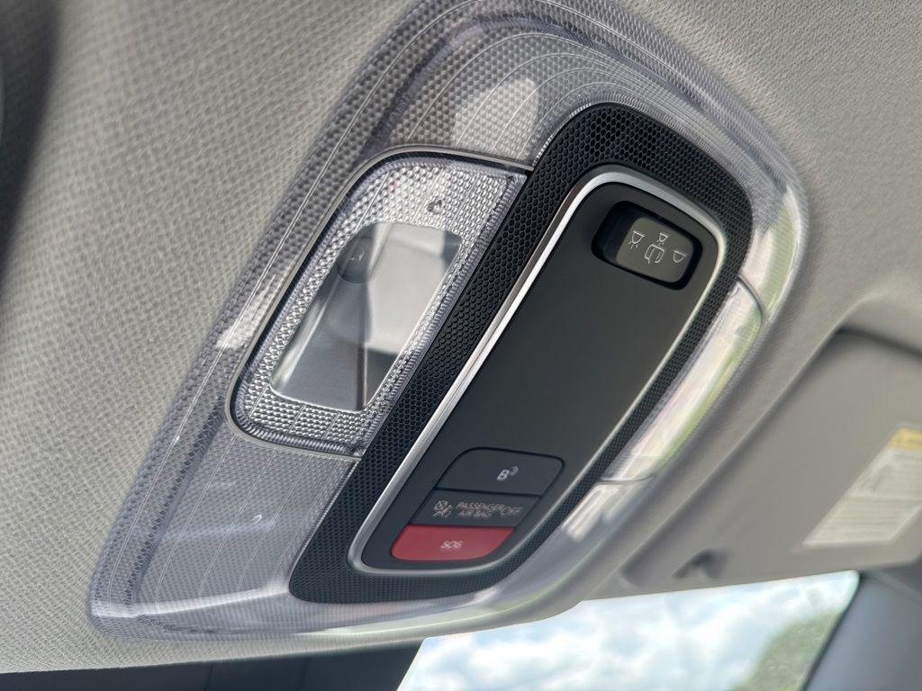New 2026 Green Hyundai SEL Premium AWD image 23