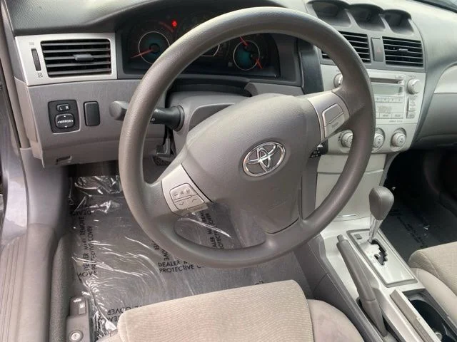 Used 2008 Gray Toyota  image 11
