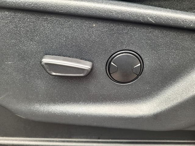 Used 2025  Ford XLT image 11
