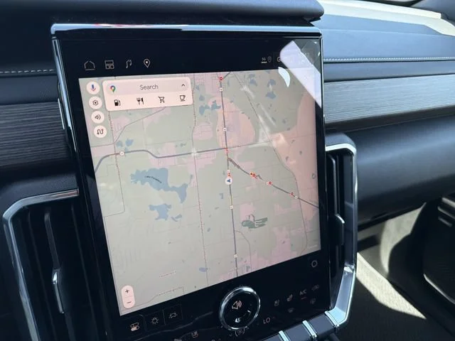 2026 GMC Acadia Denali - Photo 24