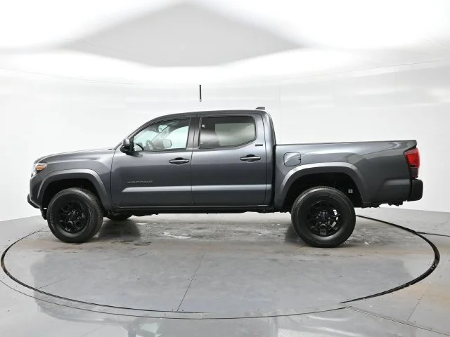 Used 2022 Magnetic Gray Met Toyota SR5 image 4