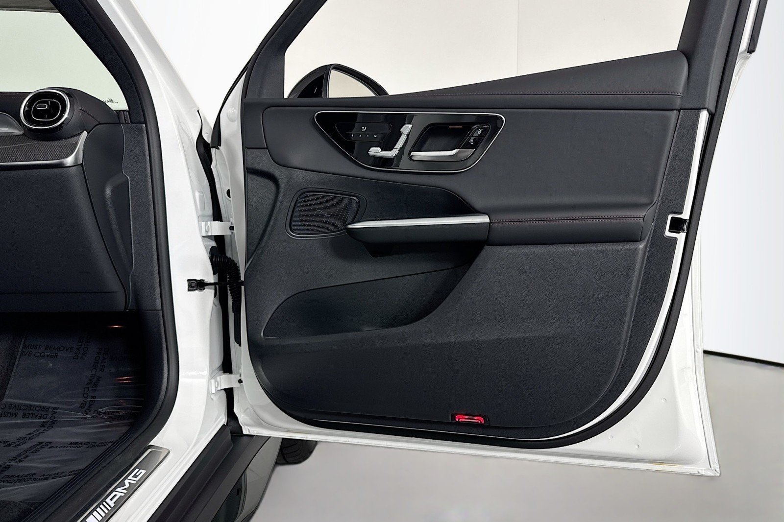 New 2026 Polar White Mercedes-Benz AMG® GLC 43 4MATIC SUV image 23