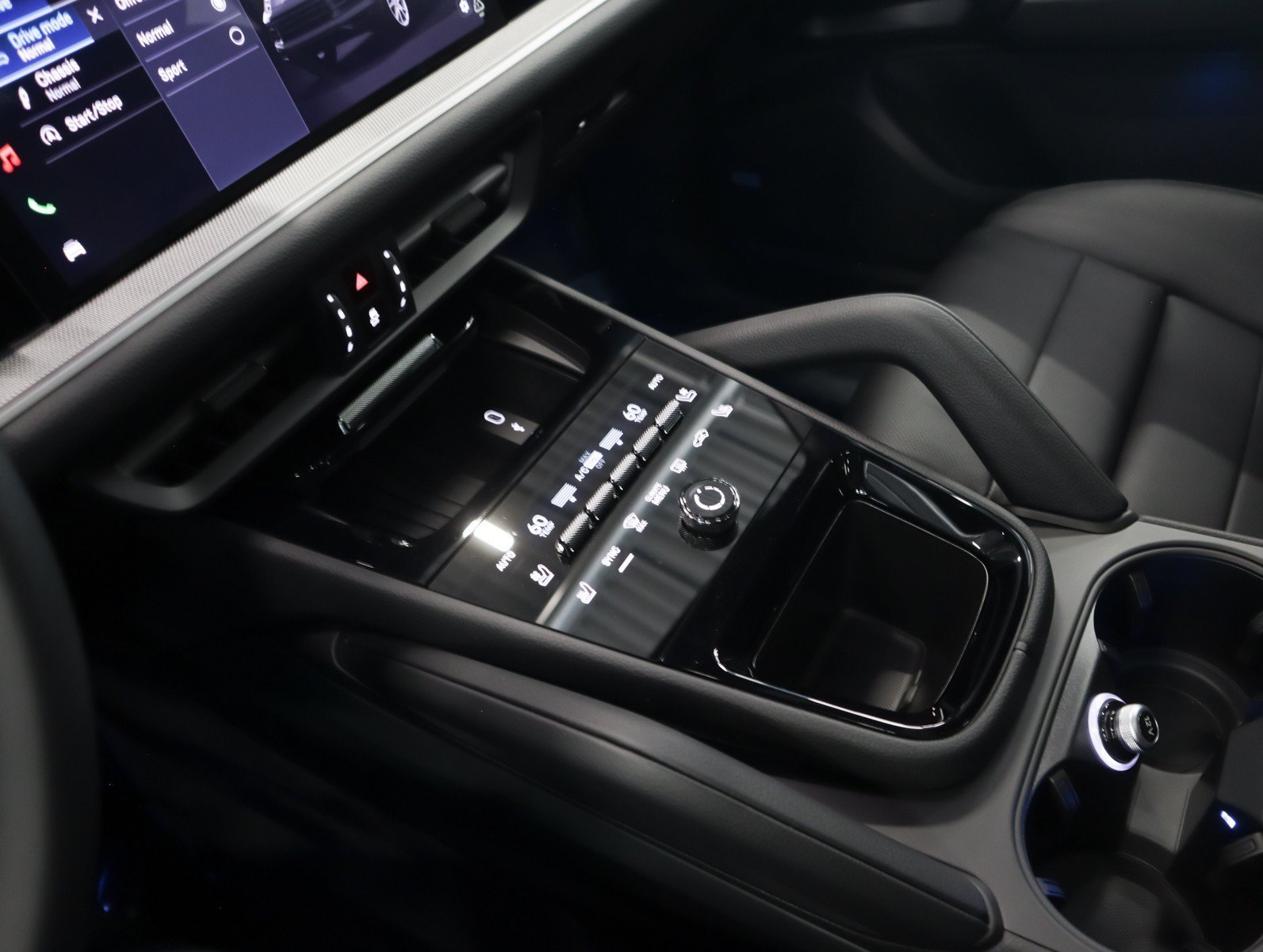 New 2026 Chromite Black Metallic Porsche  image 19
