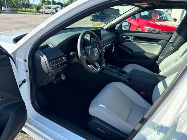 New 2026 Platinum White Pearl Honda Sport Touring image 14