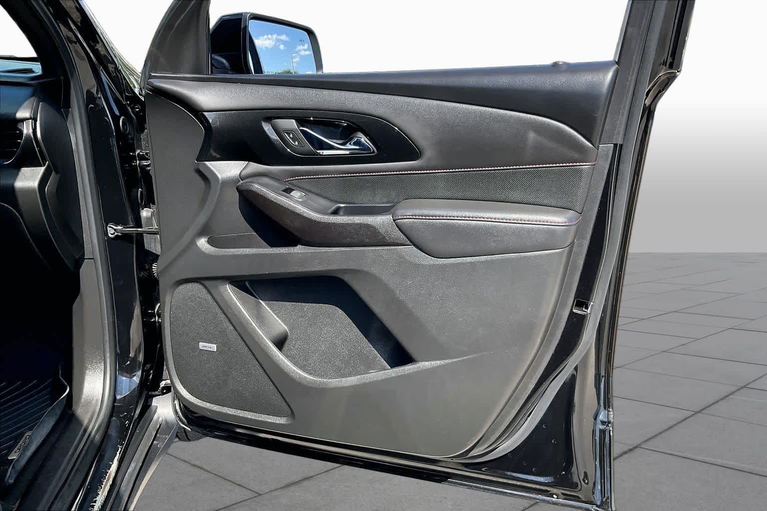 Used 2023 Mosaic Black Metallic Chevrolet RS image 21