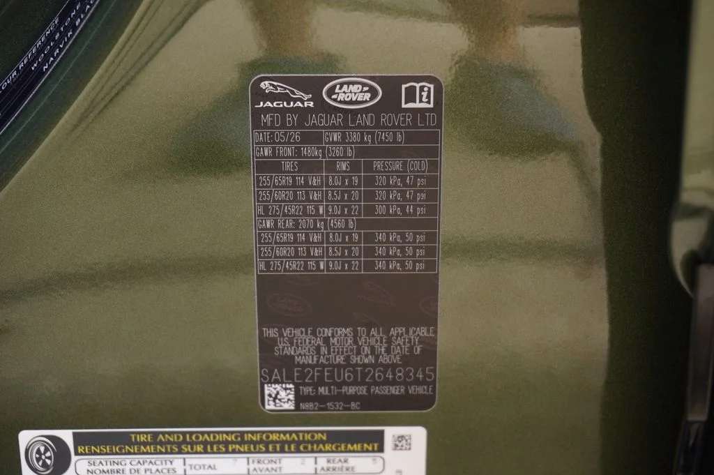 New 2026 Woolstone Green Land Rover X-Dynamic SE image 30