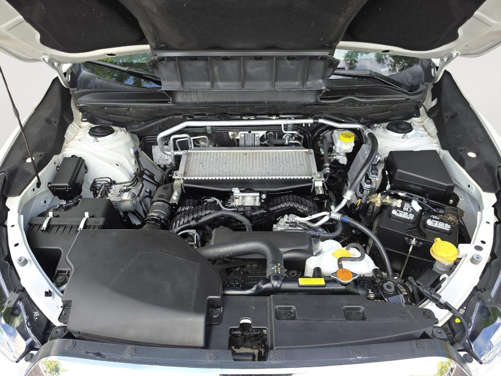 Used 2022 Crystal White Pearl Subaru Touring image 31