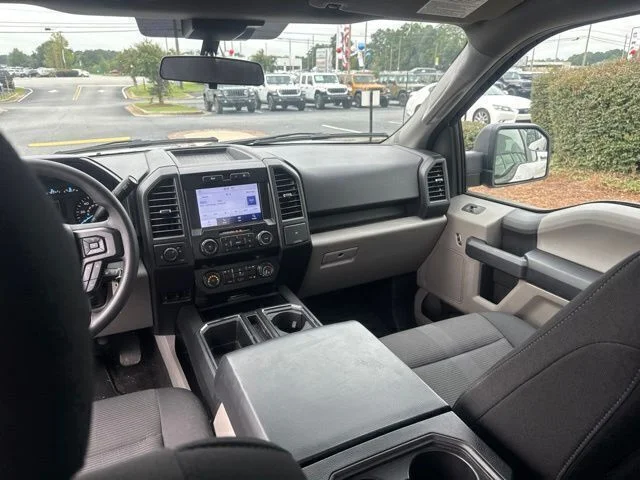 Used 2020 White Ford XL image 18