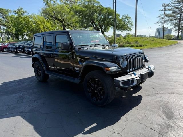Used 2022 Black Jeep Unlimited Sahara 4x4 image 8