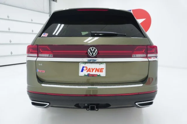 New 2026 Avocado Green Pearl Volkswagen 2.0T SE w/Technology image 6