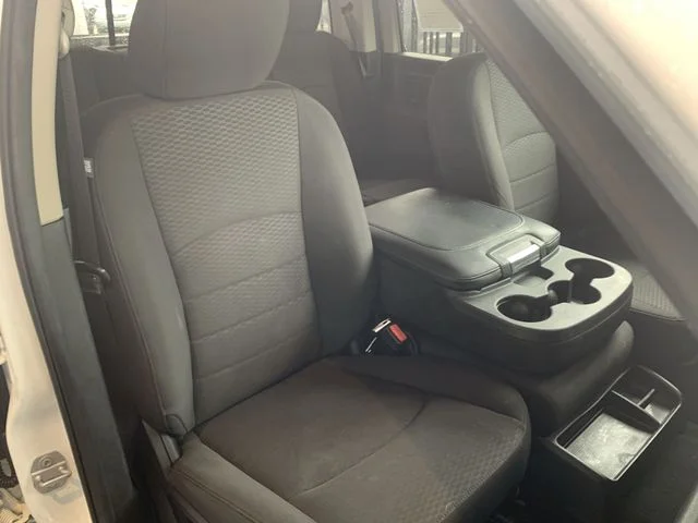 Used 2019 White Ram Warlock image 27