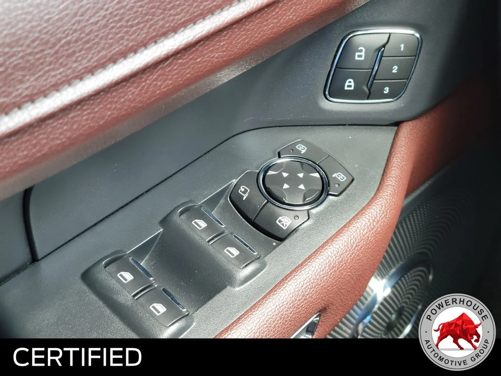 Used 2022 Silver Ford Limited image 29