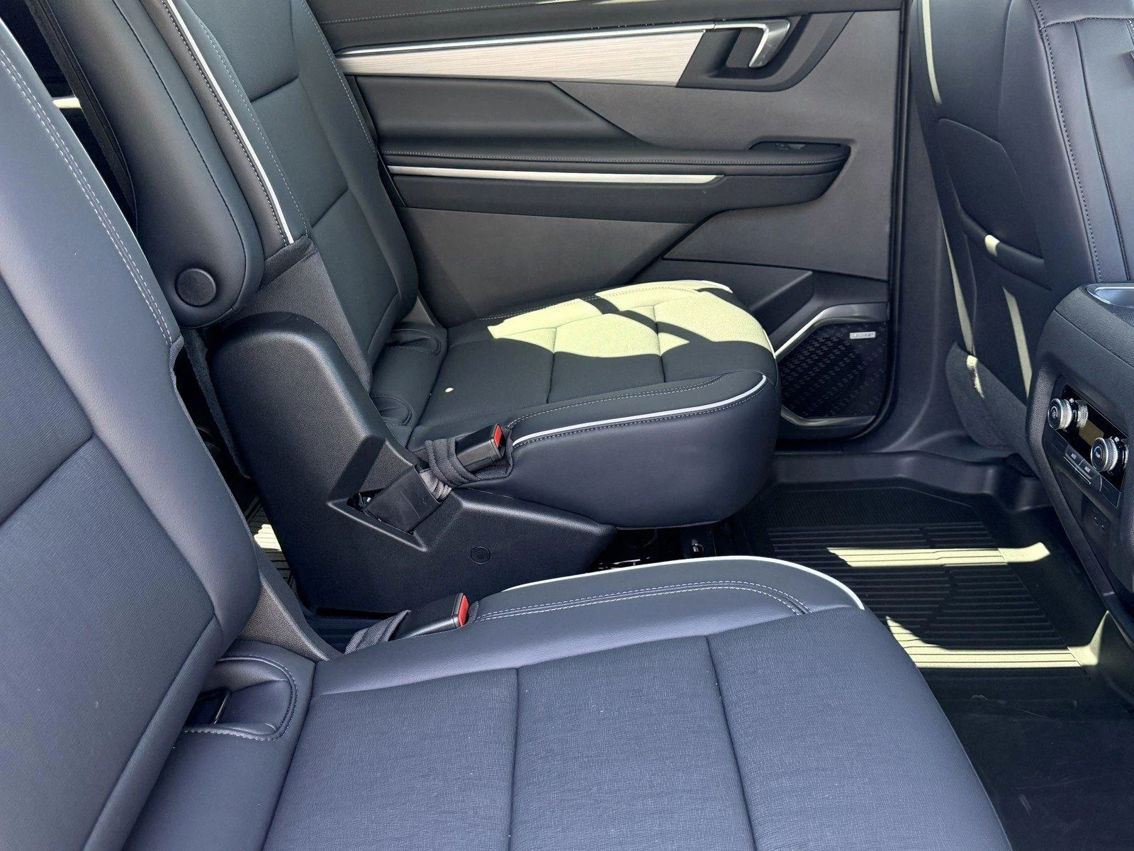 New 2026 Summit White Buick Preferred image 10