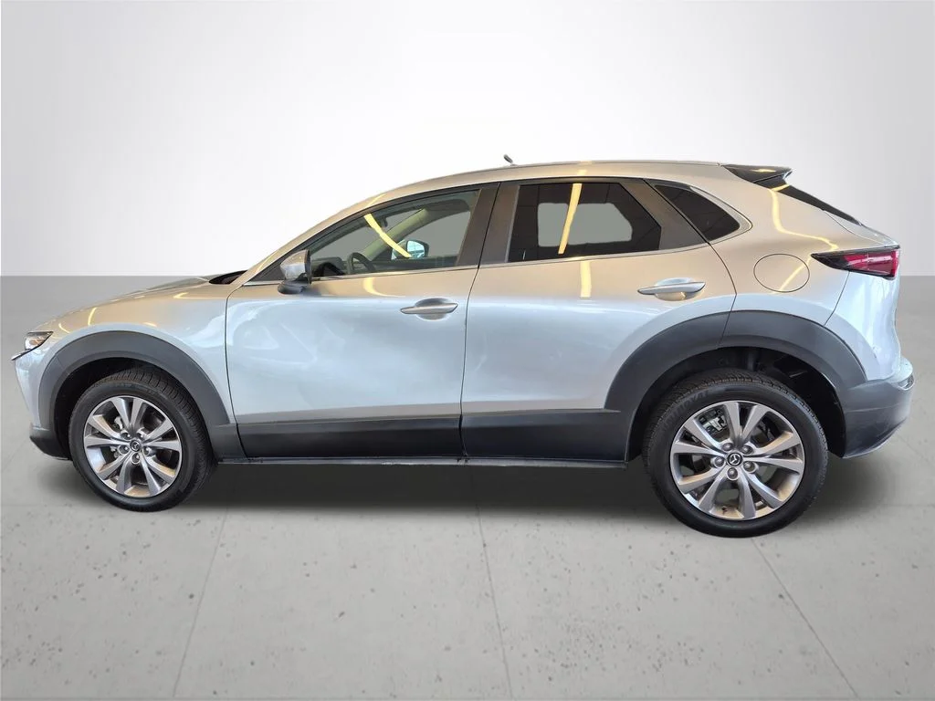 Used 2021 Silver Mazda Select image 11