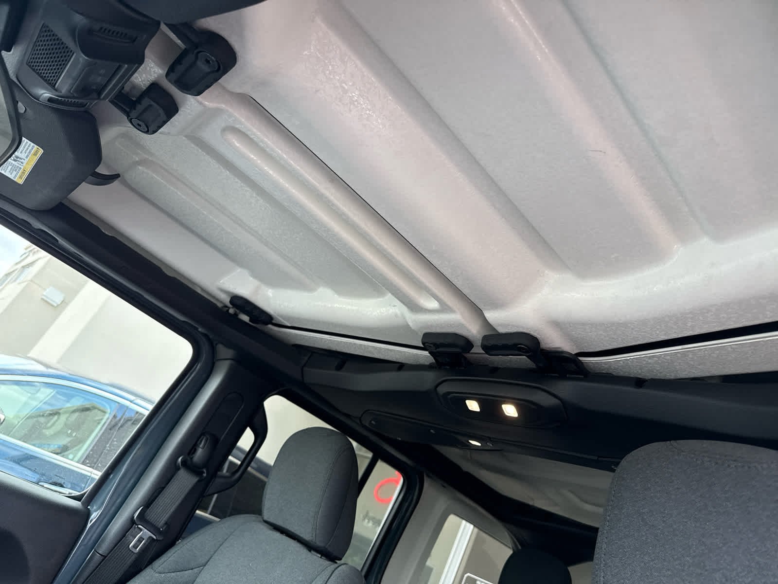 Used 2024 Anvil Clear Coat Jeep Sport S image 11