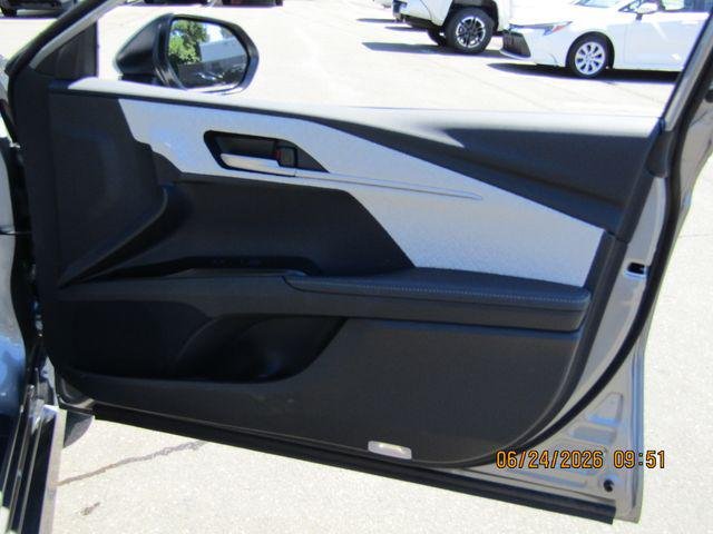 Certified Used 2025 PRECIOUS METAL Toyota  image 28