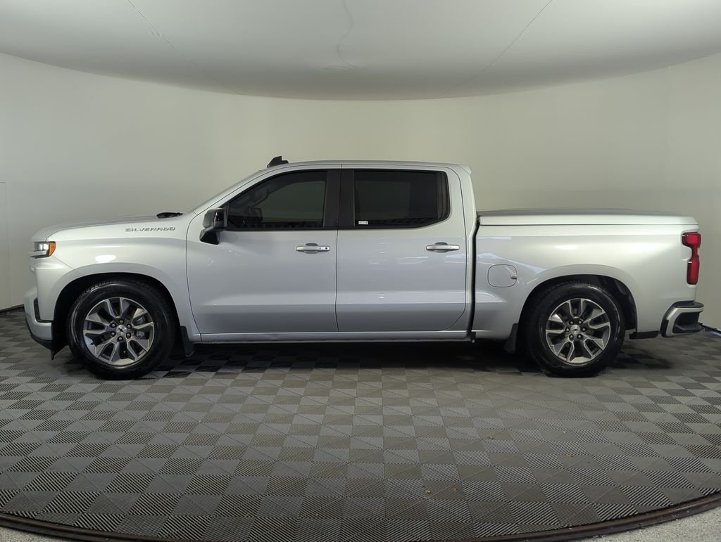 Used 2019 Silver Chevrolet RST image 3