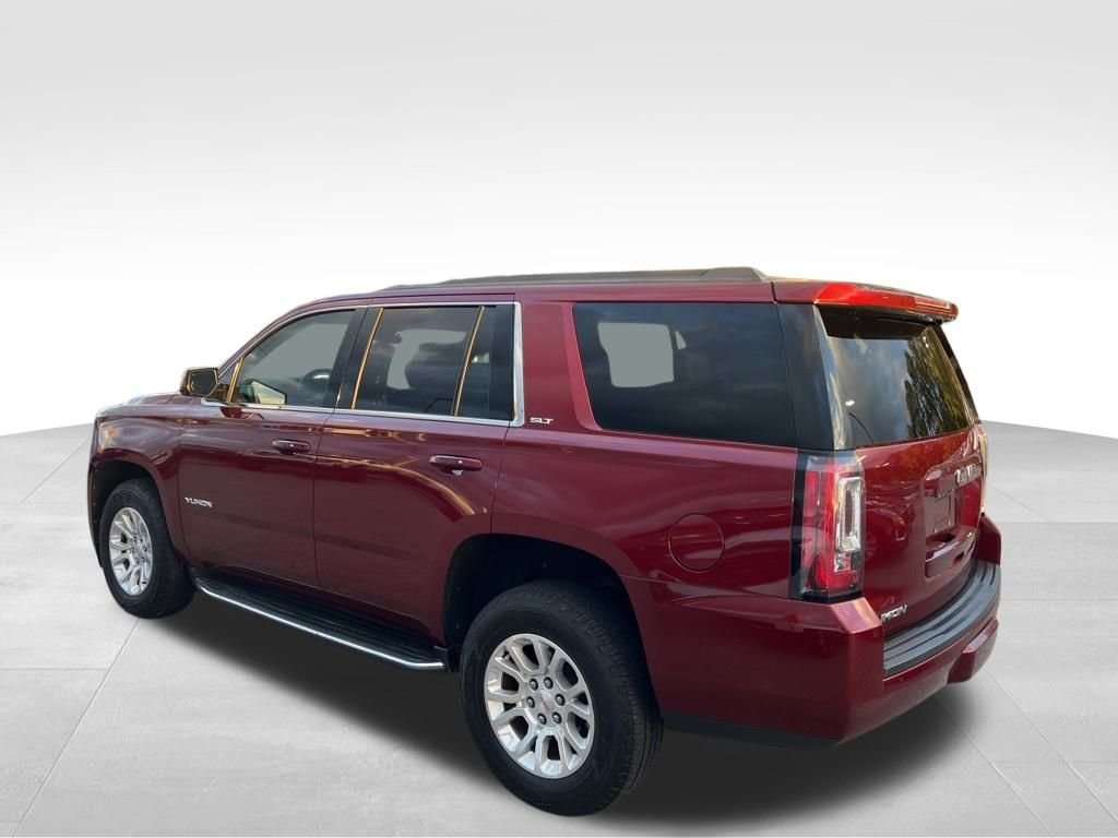 2017 Gmc Yukon SLT photo 2