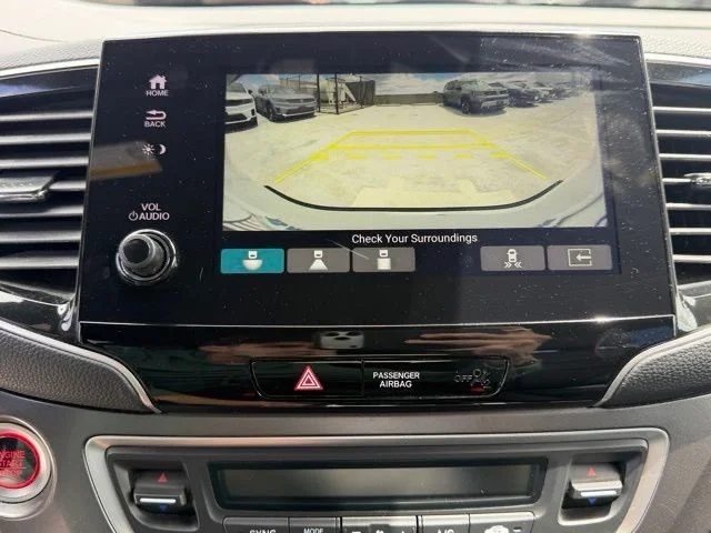 Used 2023  Honda EX-L image 29
