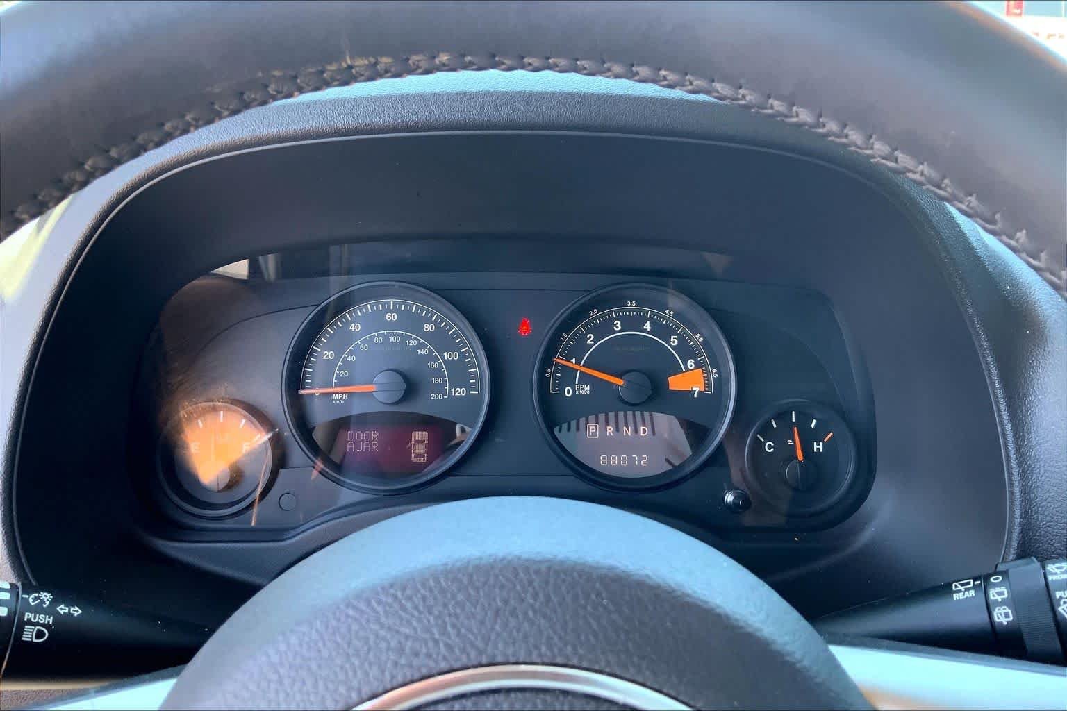 Used 2014 True Blue Pearlcoat Jeep High Altitude image 26