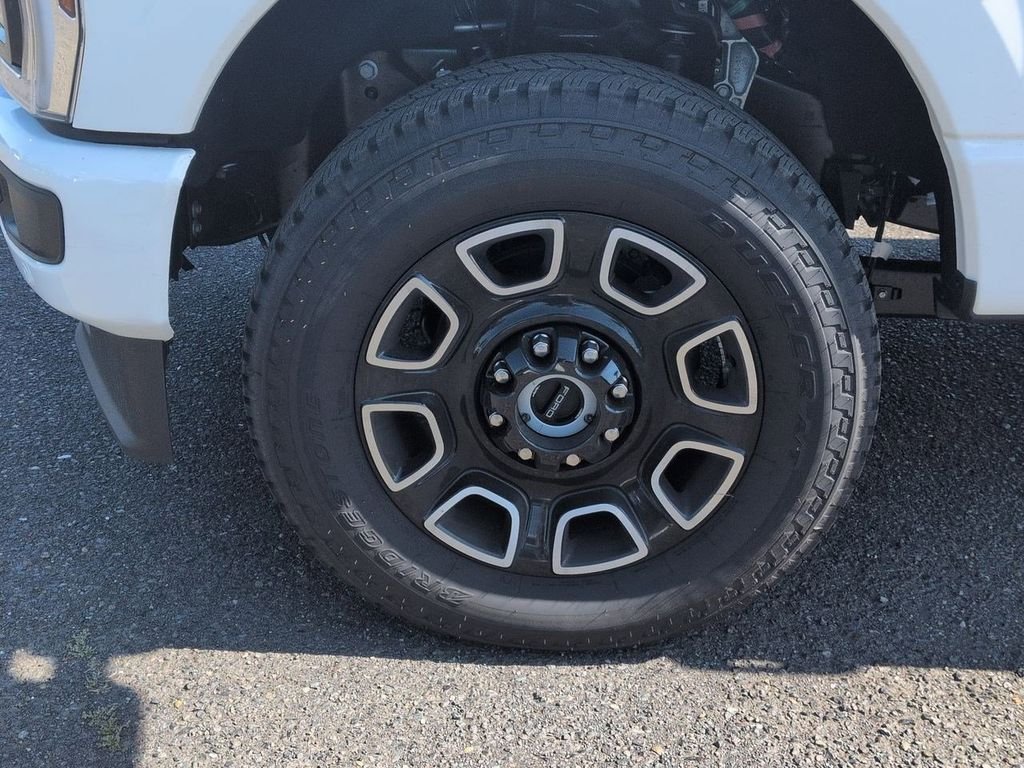 New 2026 Star White Metallic Tri-Coat Ford F-250® Platinum® image 69