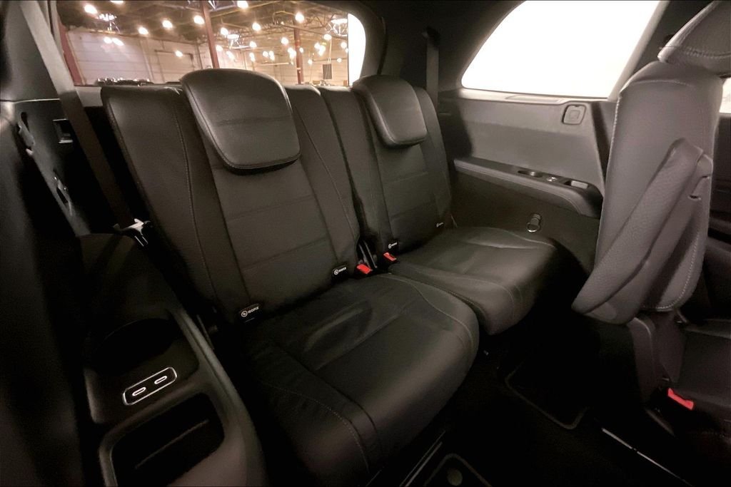 Certified Used 2025 White Mercedes-Benz GLS 450 image 22