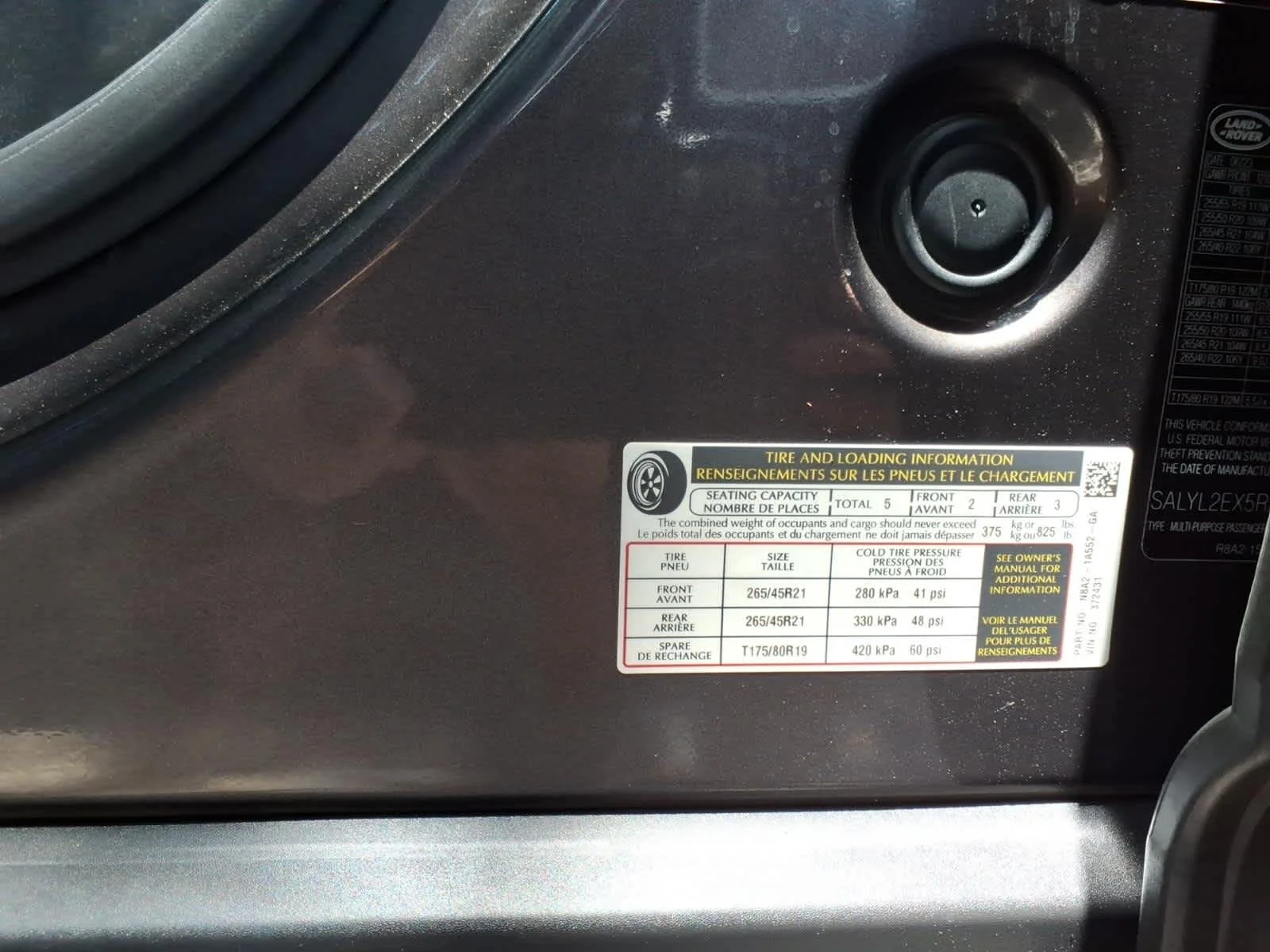 Certified Used 2024 Charente Grey Premium Metallic Land Rover Dynamic SE image 31