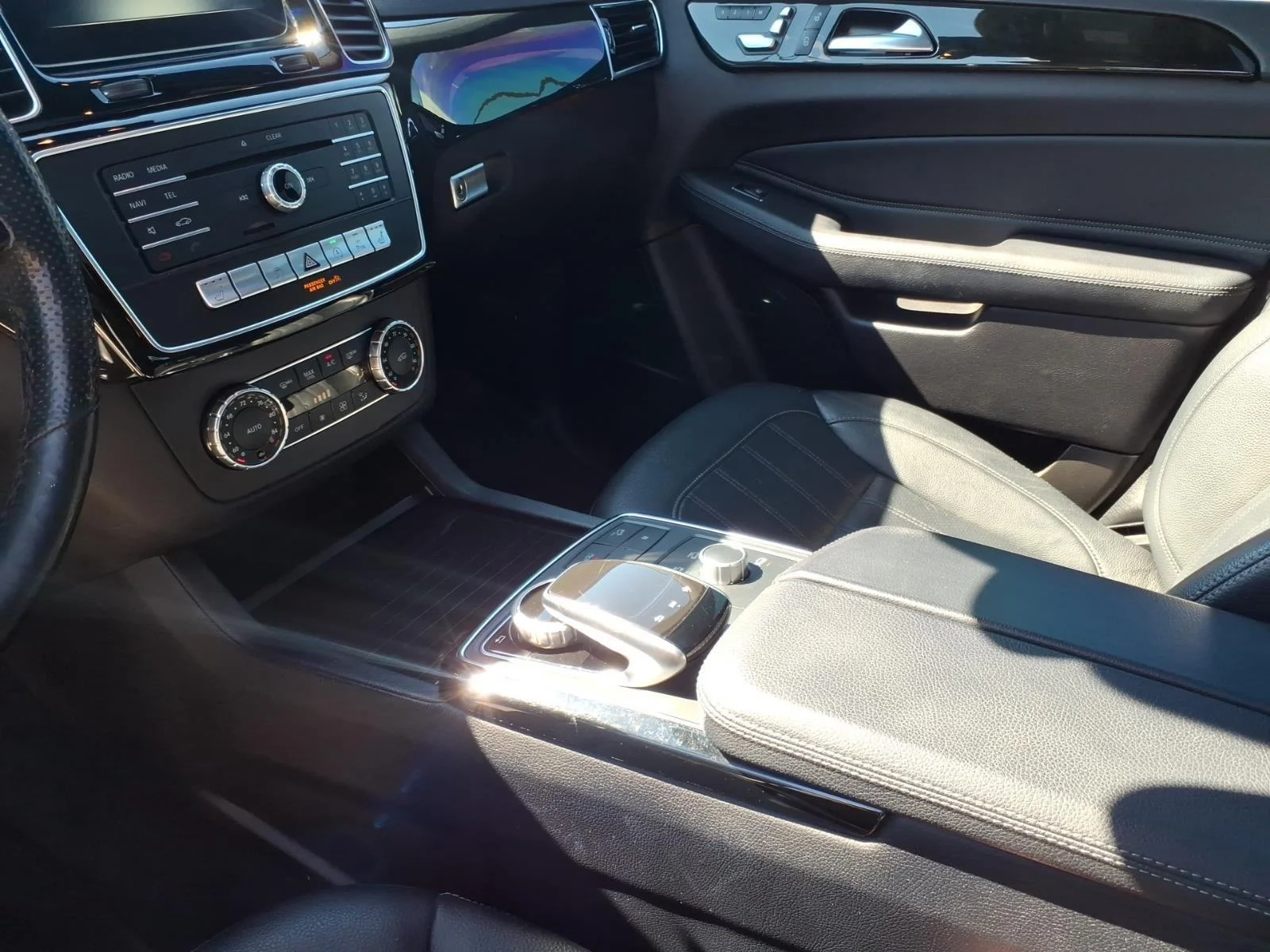 Used 2019 Polar White Mercedes-Benz GLS 450 image 24