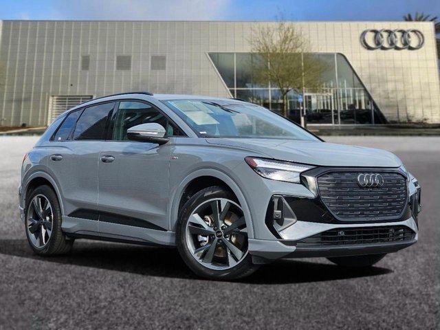 2025 Audi Q4 e-tron Premium 55 quattro