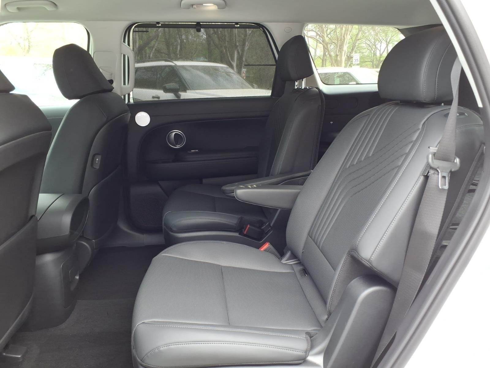 New 2026 CREAMY WHITE HYUNDAI SEL 7P AWD image 15