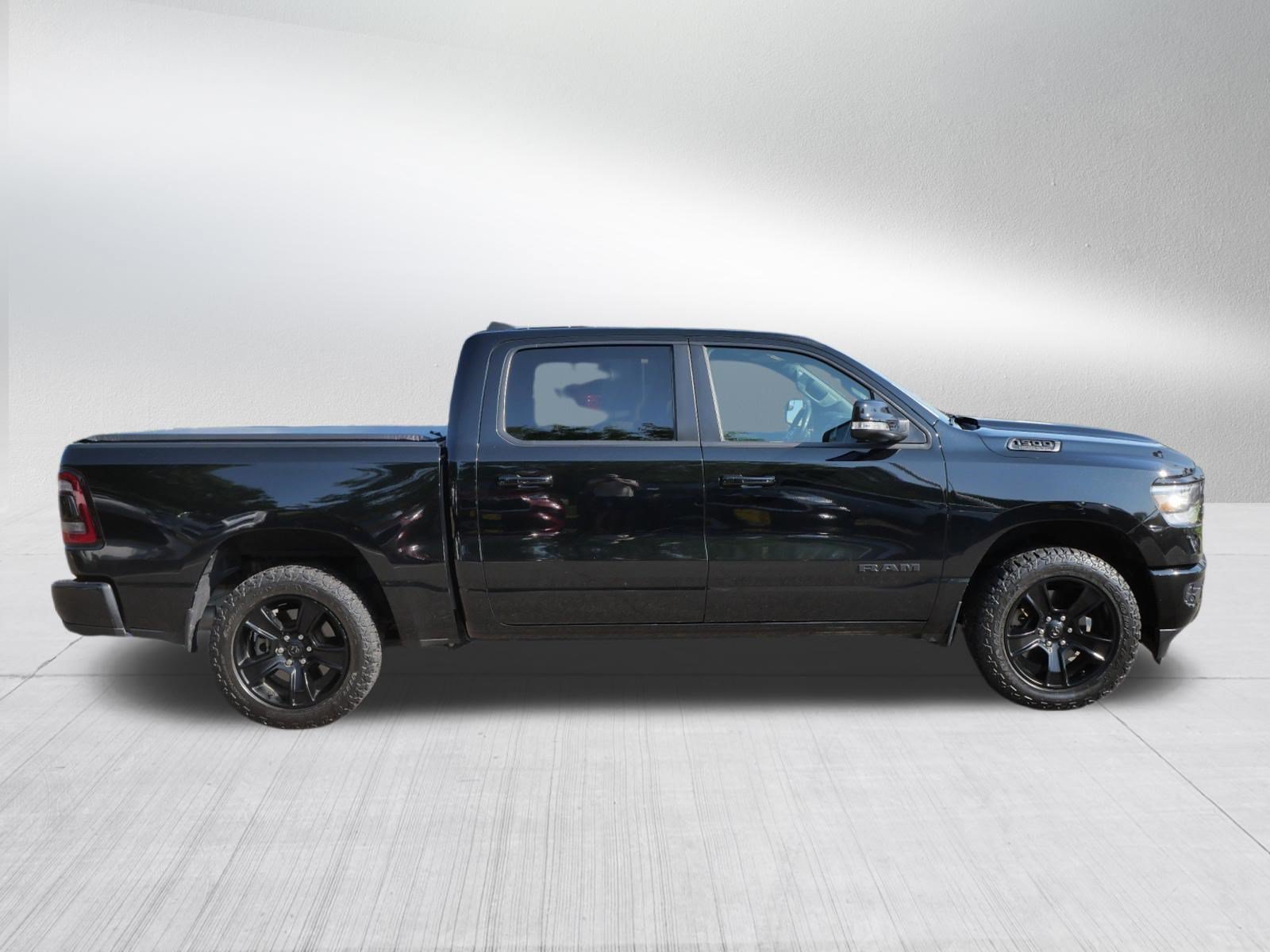 Used 2021 Diamond Black Crystal Pearlcoat Ram Big Horn image 8