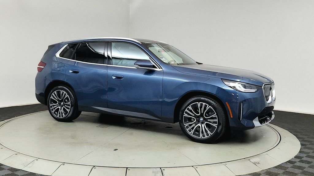 2025 BMW X3 30 XDRIVE's photo