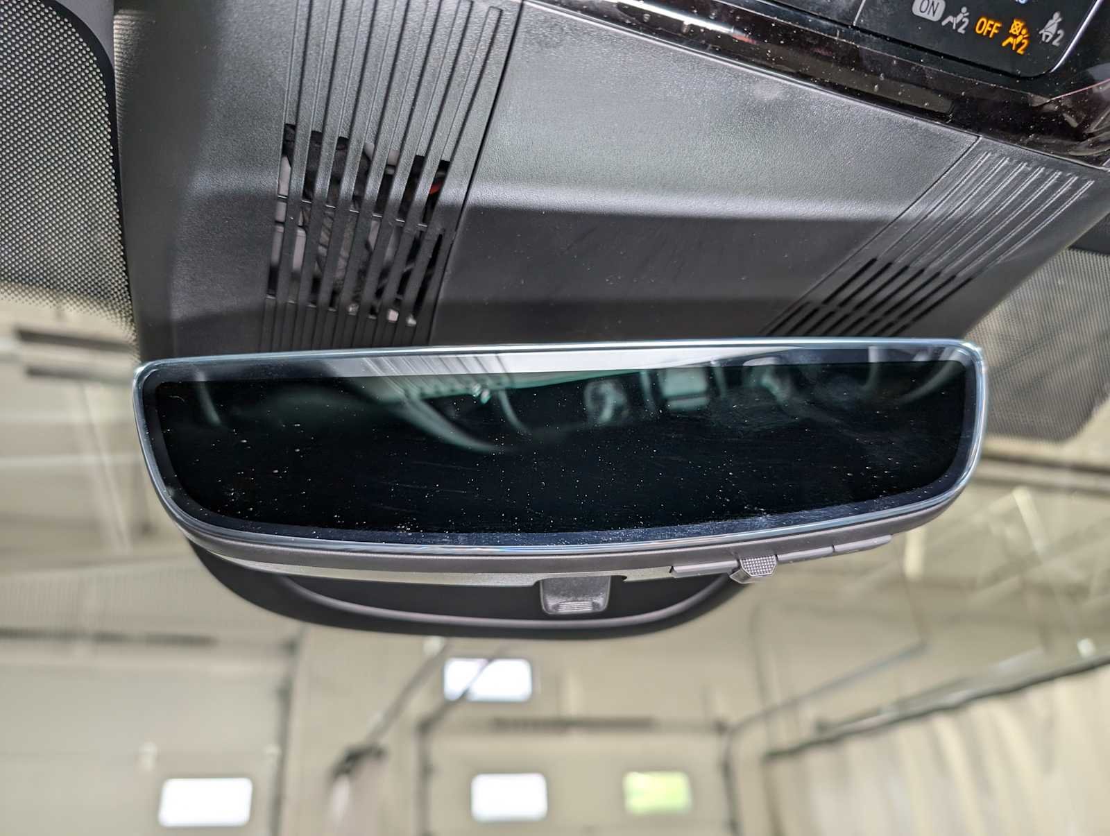 2026 Cadillac VISTIQ Sport - Photo 29