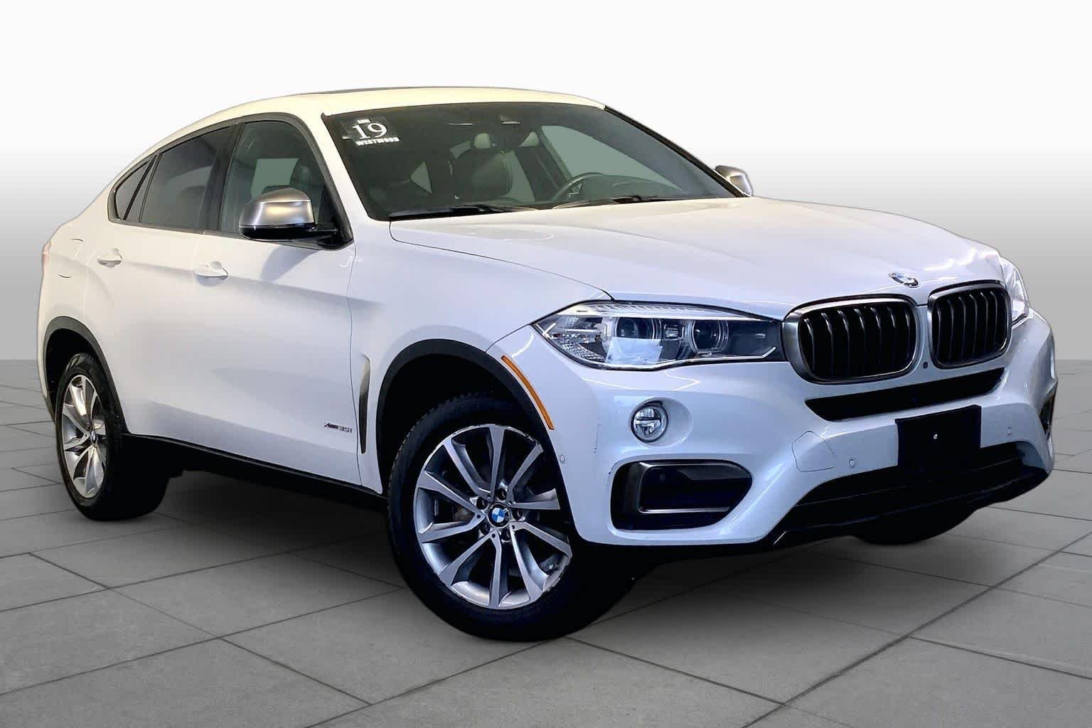 Used 2019 Mineral White Metallic BMW xDrive35i image 3