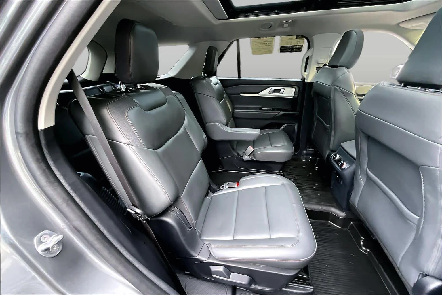 Used 2025 Carbonized Gray Ford Active image 19
