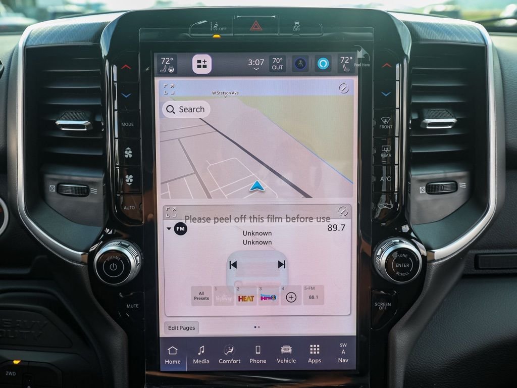 New 2026 Diamond Black Crystal Pearl-Coat Exterior Paint RAM Big Horn Night Edition image 28