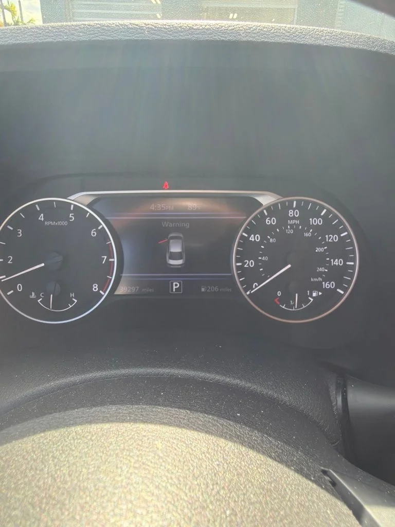 Certified Used 2021 Silver Nissan SV image 6