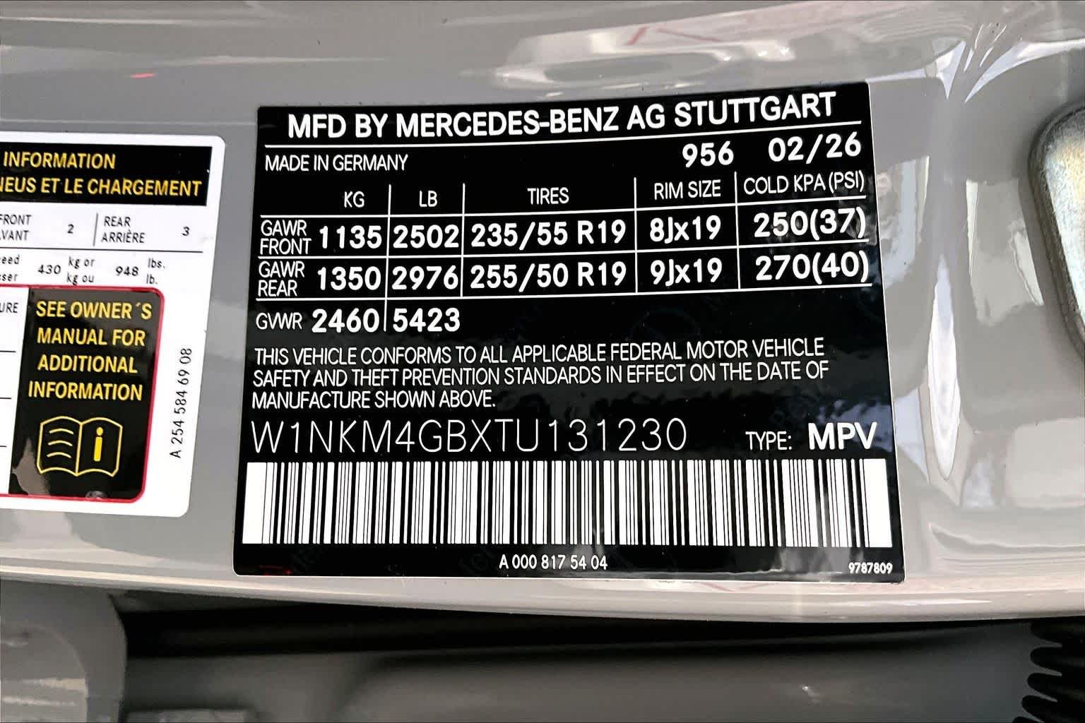 New 2026 MANUFAKTUR Alpine Grey Mercedes-Benz GLC 300 image 22