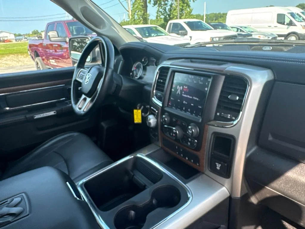 Certified Used 2018 Black Ram Laramie image 38
