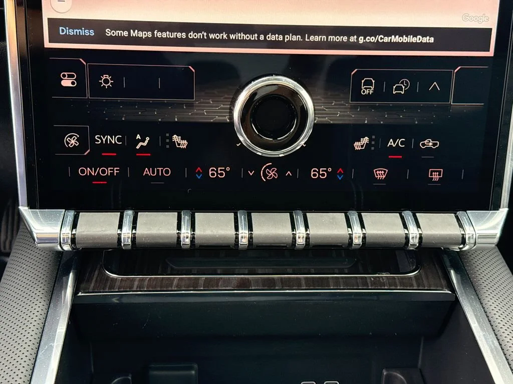 2025 GMC Sierra EV Denali - Photo 28