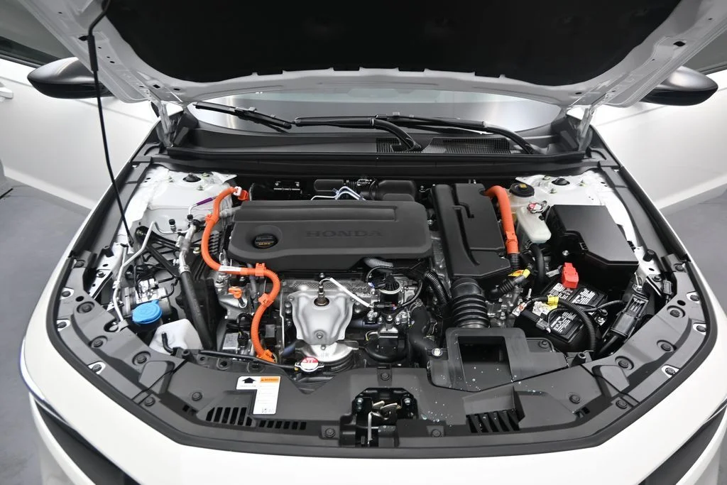 New 2026 Platinum White Pearl Honda Sport image 11