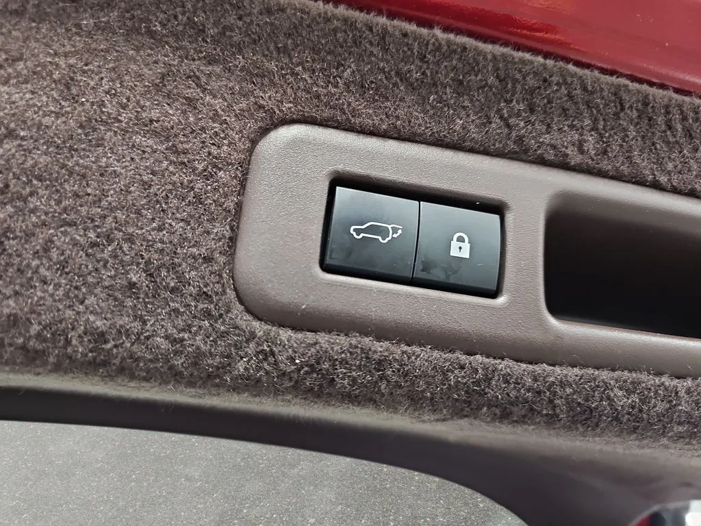 Used 2020 Red Lexus 350 image 16
