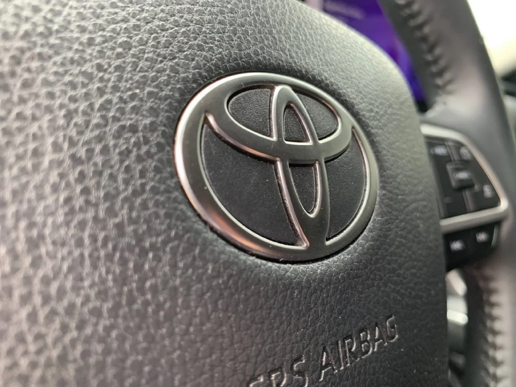 Used 2025  Toyota XLE image 35