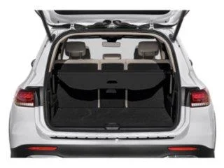 Used 2022 Mountain Grey Metallic Mercedes-Benz GLB 250 image 6