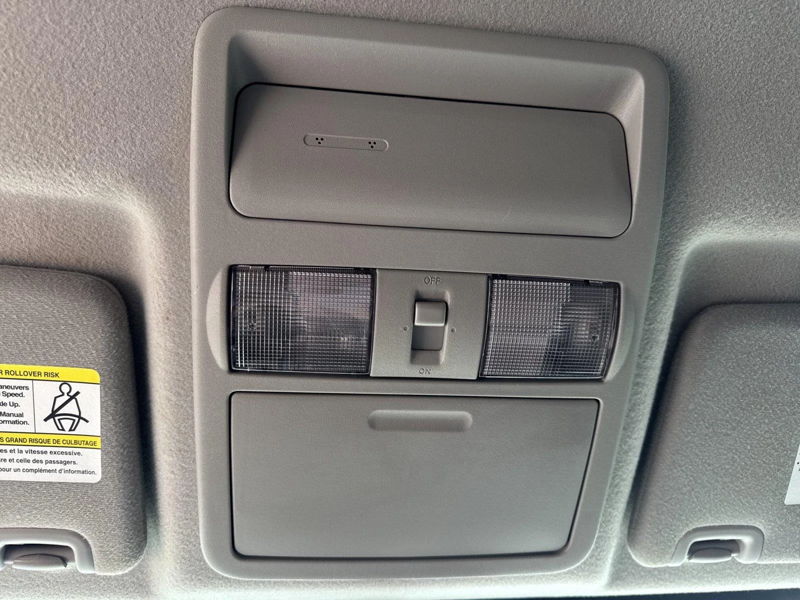 Used 2019 Glacier White Nissan S image 26