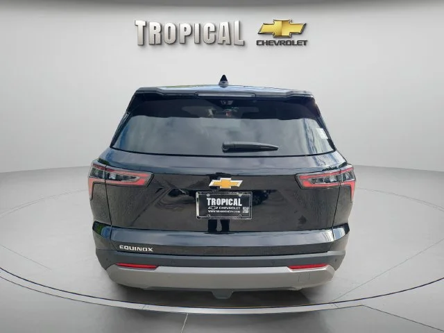 New 2027 Mosaic Black Metallic Chevrolet LT image 4